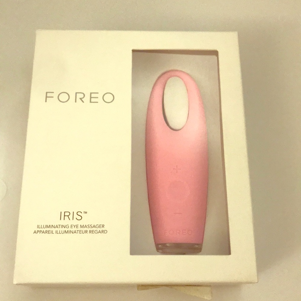 FOREO IRIS Illuminating Eye Massager